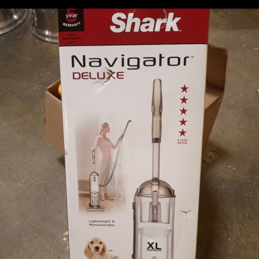 Shark Navigator Delux